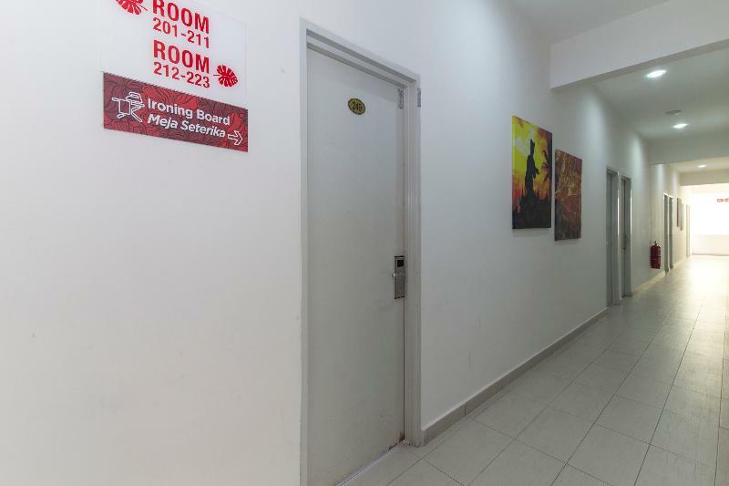 Hotel Seri 2*